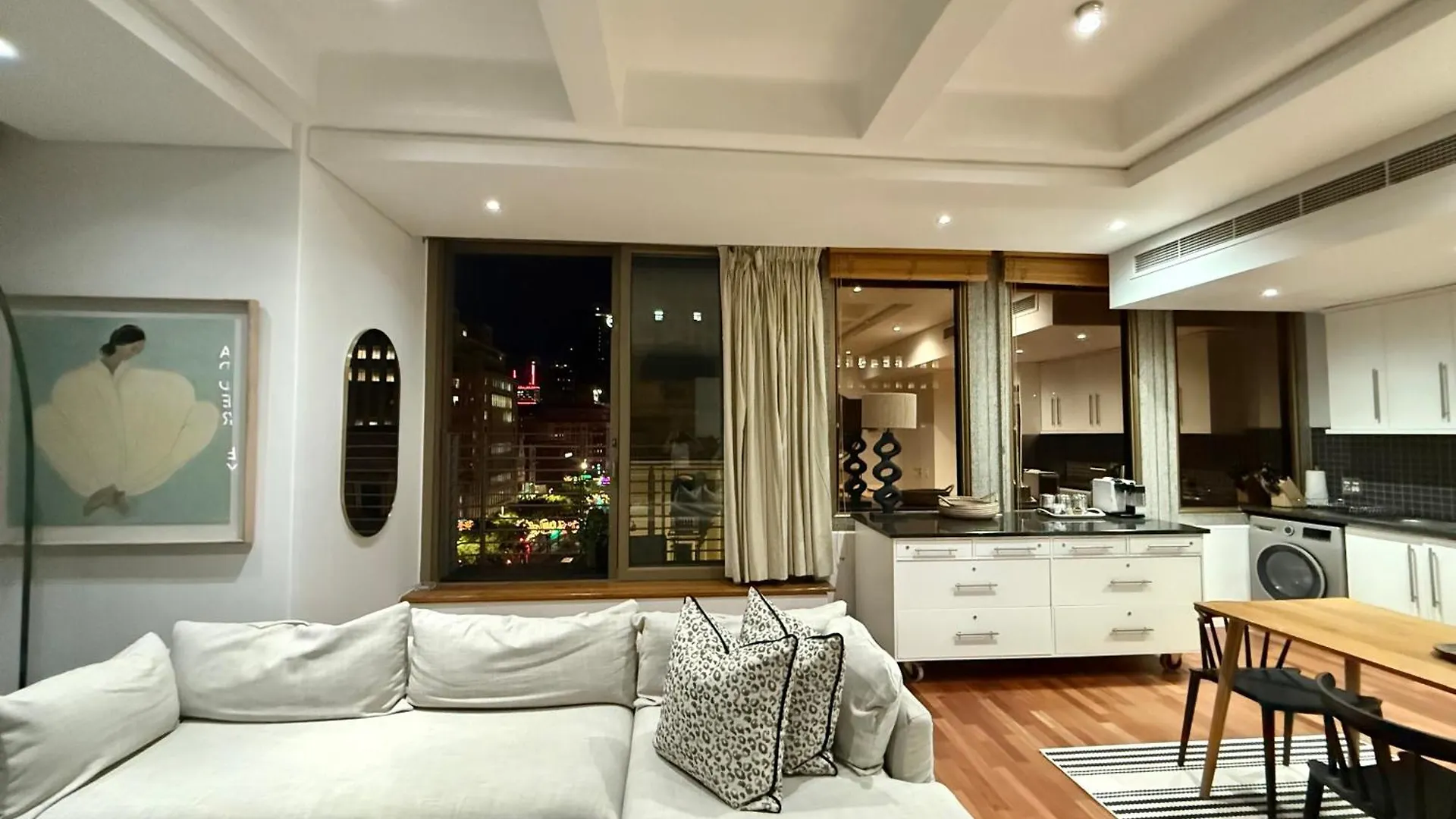 #507 Cartwright - Modern City Apartment Cape Town